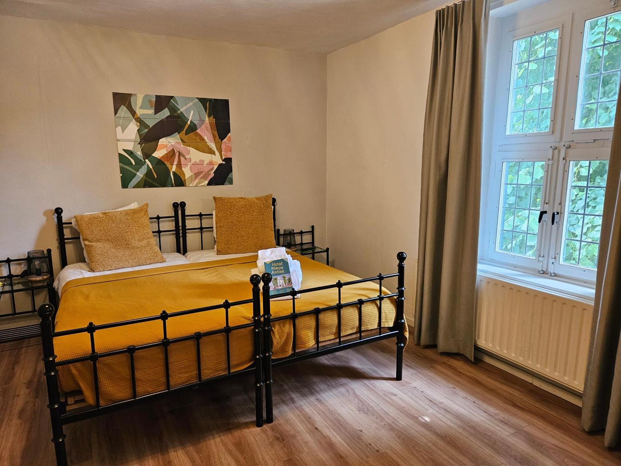 Hotel Nieuw Antiek Хельден Экстерьер фото