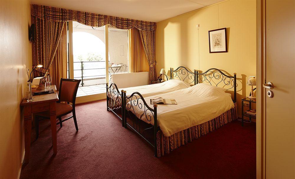 Hotel Nieuw Antiek Хельден Экстерьер фото